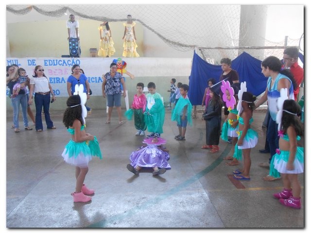 Secretaria Municipal de Educação realizou de 06 a 12 de outubro a semana do Bebê - Imagem 29