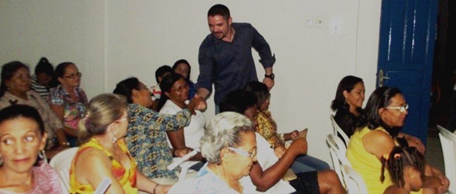 Educadores aposentados são homenageados durante abertura da Semana do Professor em Oeiras