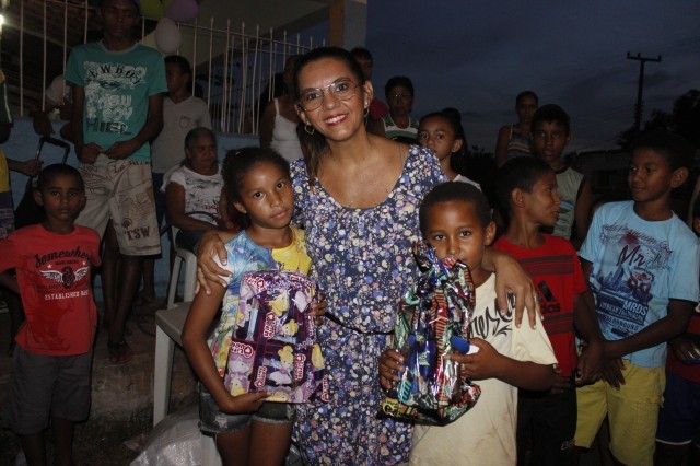 Prefeita Dra. Salete Rego Participa de festinha das crianças no município de Miguel Alves - Imagem 20