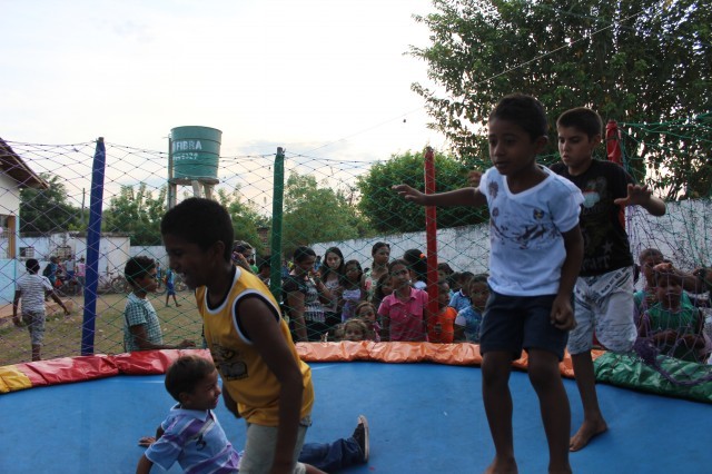 Prefeita Dra. Salete Rego Participa de festinha das crianças no município de Miguel Alves - Imagem 29