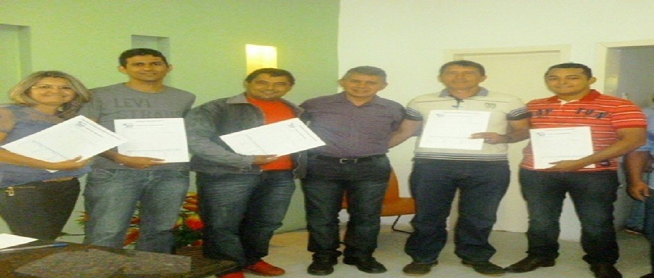 Novos servidores são empossados pela Prefeitura de Campo Maior