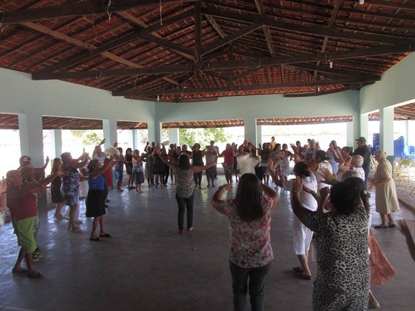 Prefeitura Municipal de São Félix realiza festa do idoso através do CRAS e em parceria com a PELC - Imagem 21