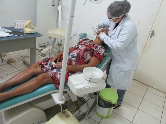 Secretaria de Saúde Faz Entrega de 30 próteses Dentarias por mês em Agricolândia   - Imagem 14