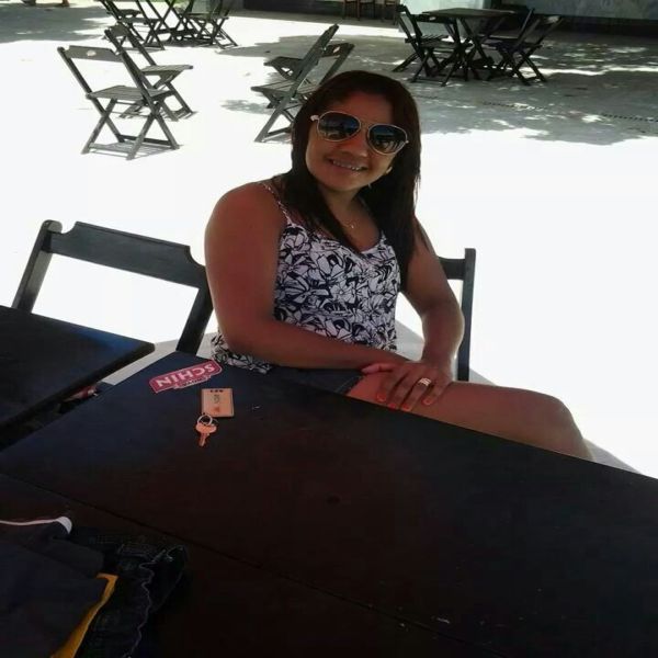 Comerciante é assassinada com dois tiros  - Imagem 1