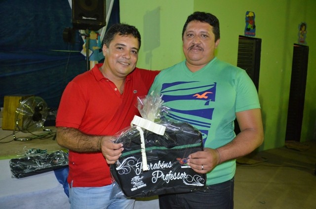 Dia do Professor é comemorado em Vera Mendes - Imagem 81