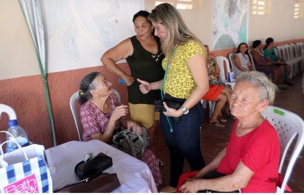 Idosos de Avelino Lopes são homenageados mais uma vez - Imagem 13