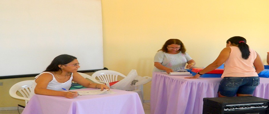 Justiça Eleitoral fez a entrega de material de trabalho para presidentes de secoes do Municipio de Brasileira