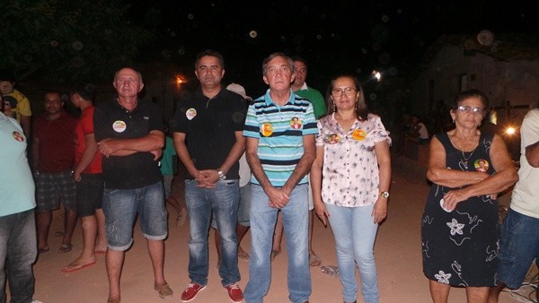 Prefeita Lucia Lacerda comanda reunião pró-Dilma no bairro Vila Nova - Imagem 1