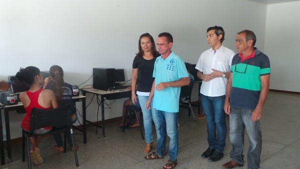 Telecentro é entregue a comunidade pimenteirense - Imagem 5