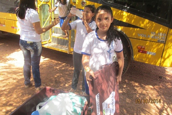 Ato de Solidariedade para com as familias carentes - Imagem 3