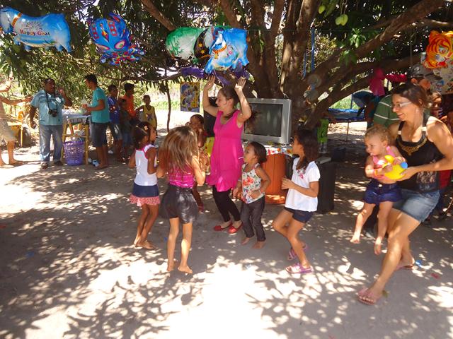 ProJeto “Abrace Uma Criança” Completa 09 Anos - Imagem 20