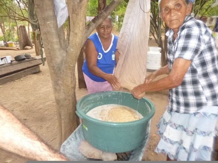 Moradores da Comunidade Barracão recebem certificados de Curso realizado pela EMATER  - Imagem 1