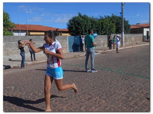 Escolas municipais realizam atividades do Programa Atleta na Escola. - Imagem 16