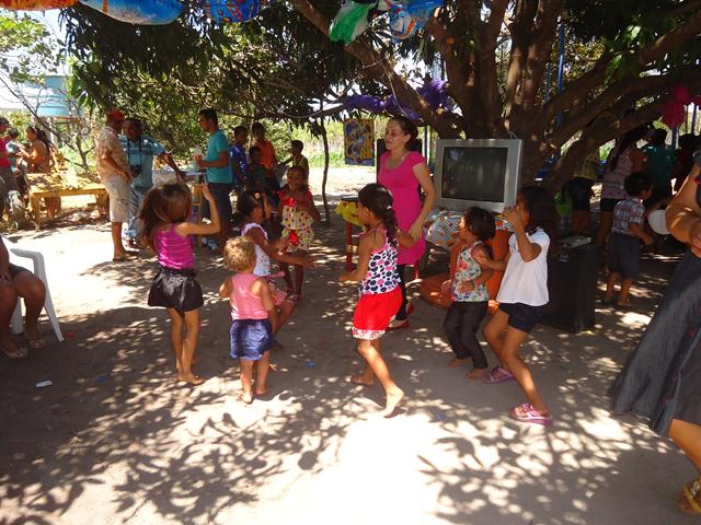 ProJeto “Abrace Uma Criança” Completa 09 Anos - Imagem 22