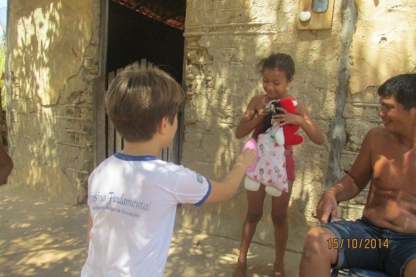 Ato de Solidariedade para com as familias carentes - Imagem 18