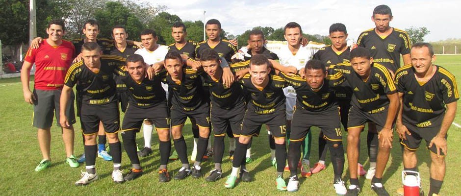 Início do campeonato de futebol municipal amador de São Félix e a equipe Panela dar um show com o novo artilheiro