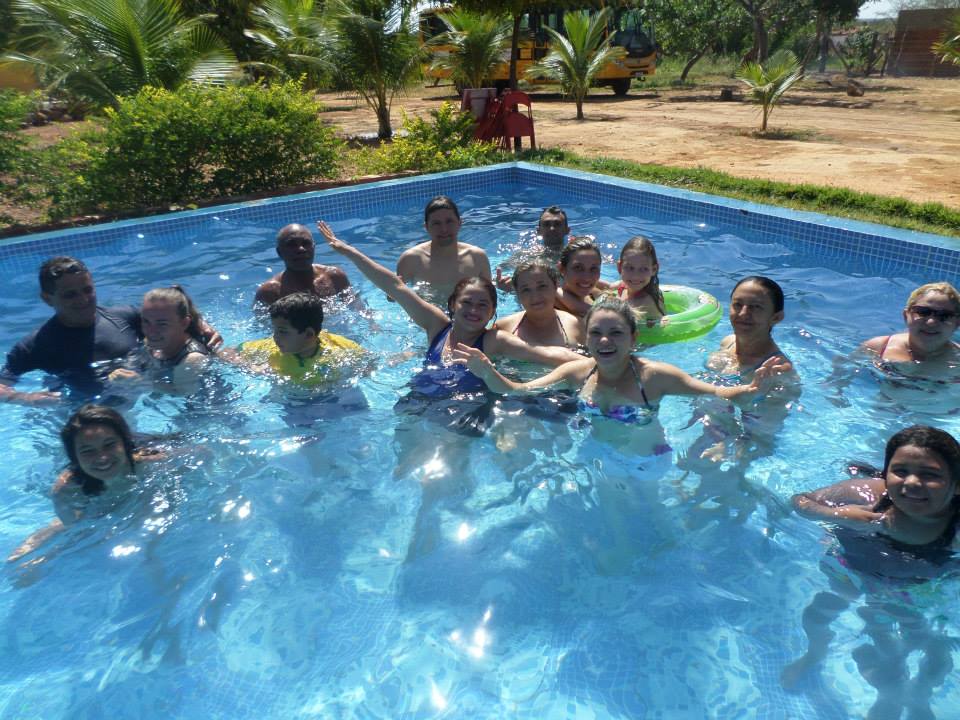 Professores da rede municipal de ensino de São José do Piauí são homenageados com um dia lazer