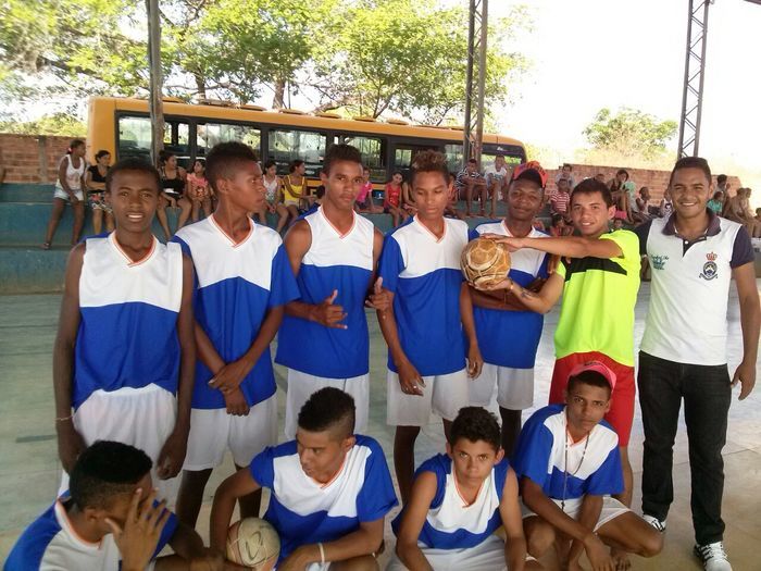 Alunos de Escolas Municipais participam de torneio esportivo - Imagem 3