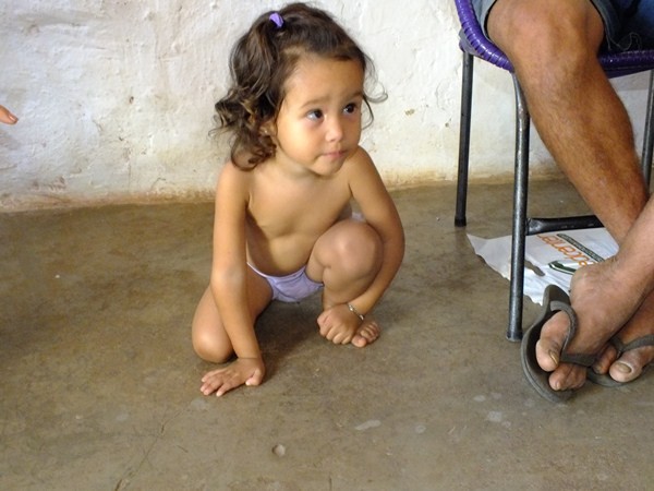 Criança com ossos de vidros no Piauí precisa de ajuda. - Imagem 3