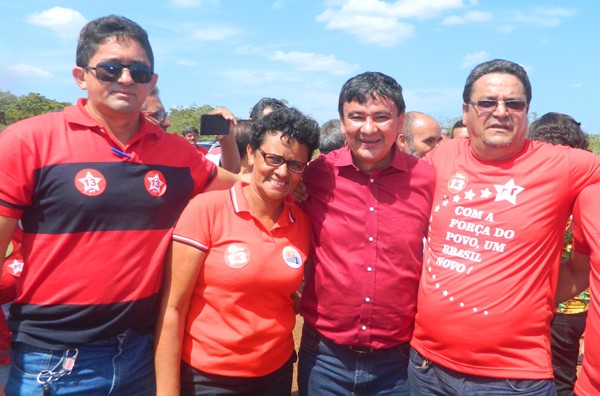 Prefeita Paula Araujo participa de evento politico em prol da candidatura de Dilma Roussef - Imagem 10
