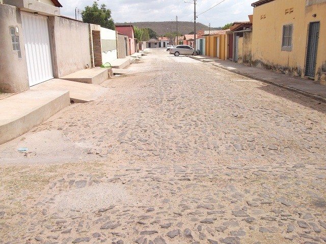 Prefeitura de Buriti dos Lopes intensifica limpeza de ruas e avenidas da cidade - Imagem 2