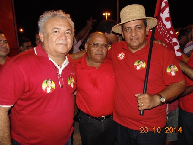 Prefeito Zé Resende participa do último ato de campanha de Dilma em Campo Maior - Imagem 11