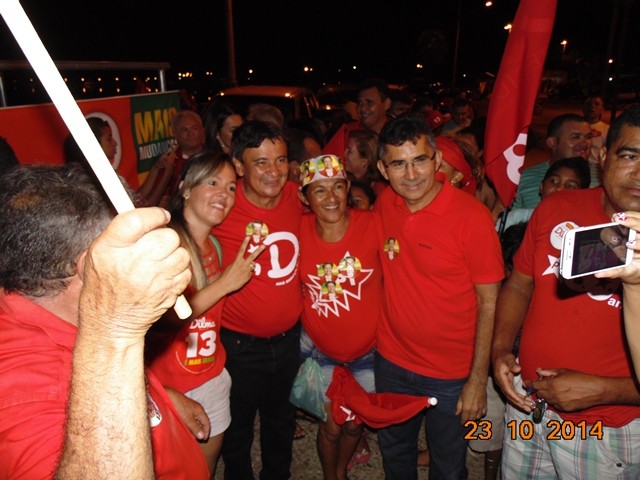 Prefeito Zé Resende participa do último ato de campanha de Dilma em Campo Maior - Imagem 6