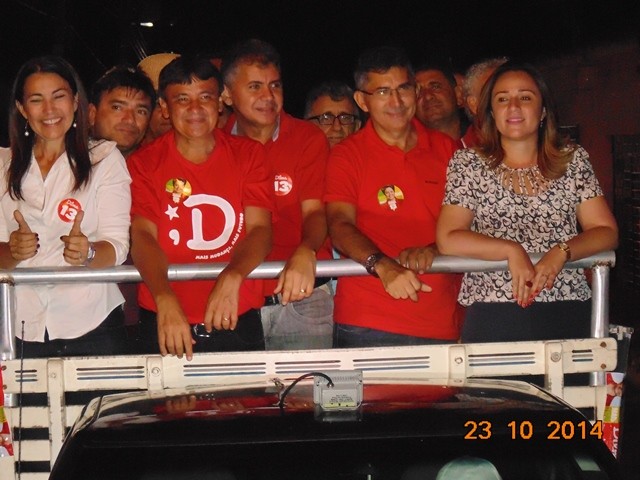 Prefeito Zé Resende participa do último ato de campanha de Dilma em Campo Maior - Imagem 5