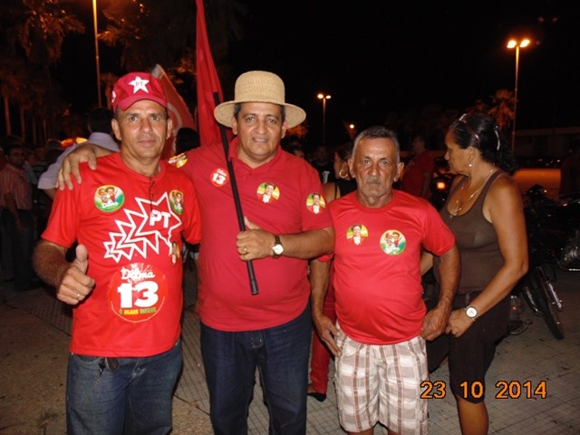 Prefeito Zé Resende participa do último ato de campanha de Dilma em Campo Maior - Imagem 7