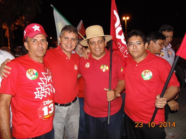 Prefeito Zé Resende participa do último ato de campanha de Dilma em Campo Maior - Imagem 8