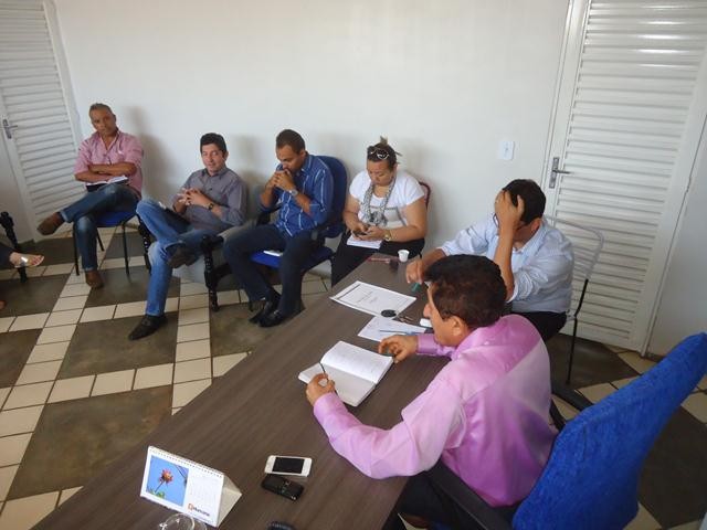 Prefeito Dr.Zé Maria Reuniu-se Com Seu Secretáriado - Imagem 11