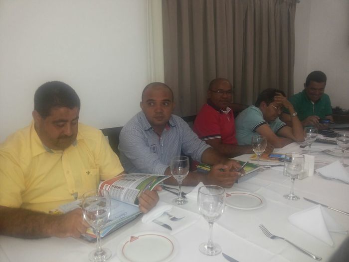 Prefeito: Walter Alencar e Presidente da AMPAR Faz Reunião com 21 Prefeitos do Piaui  - Imagem 2