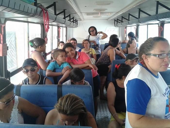 Professores da Unidade Escolar Honorina Tito tem dia de lazer - Imagem 10