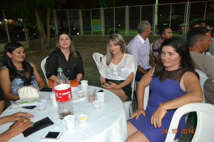 SEMEC e Prefeitura realizam festa em homenagem ao professor - Imagem 16