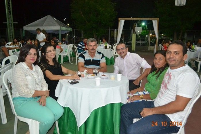 SEMEC e Prefeitura realizam festa em homenagem ao professor - Imagem 38