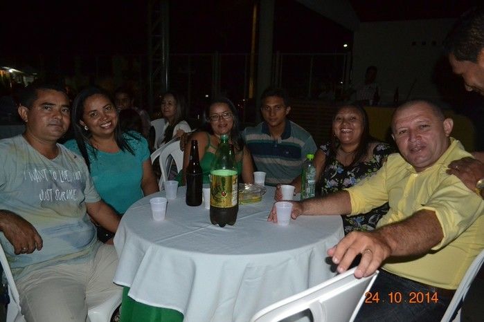 SEMEC e Prefeitura realizam festa em homenagem ao professor - Imagem 12