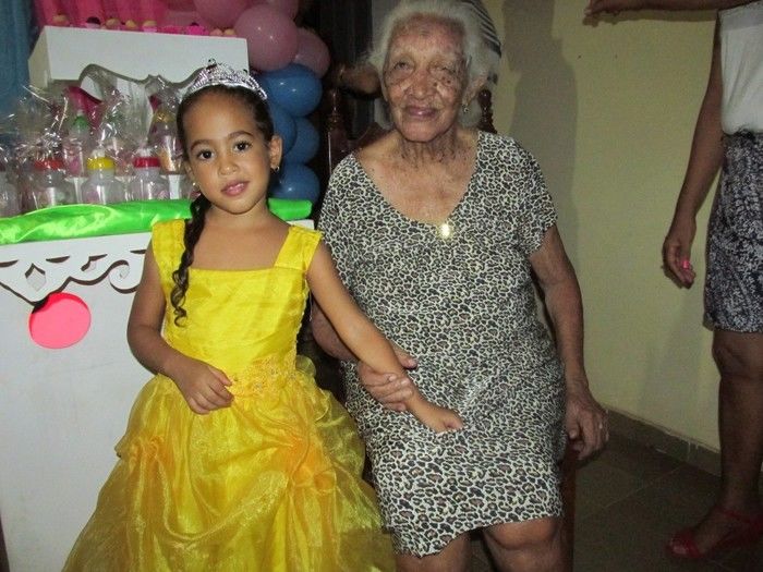 Bisavó de 96 Anos participa do aniversario de sua Bisneta no Bairro Baixa em Agricolândia - Imagem 1