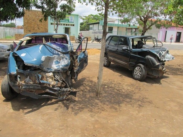Colisão deixa uma vitima Fatal em Agricolândia - Imagem 12