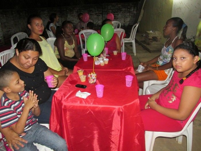 Bisavó de 96 Anos participa do aniversario de sua Bisneta no Bairro Baixa em Agricolândia - Imagem 2