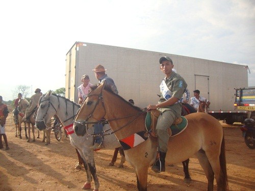 Curimatá comemora 61 anos de história e população presenteada com um grande Show e Desfile Cívico - Imagem 3