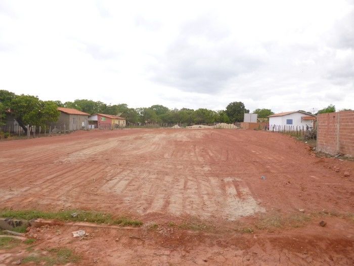 TEVE INICIO A CONTRUÇÃO DE UMA QUADRA POLIESPORTIVA NO BAIRRO MODELO. - Imagem 6