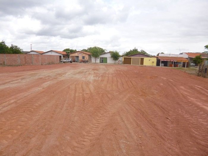 TEVE INICIO A CONTRUÇÃO DE UMA QUADRA POLIESPORTIVA NO BAIRRO MODELO. - Imagem 4