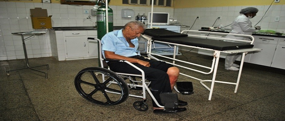 Professor é baleado dentro de pizzaria