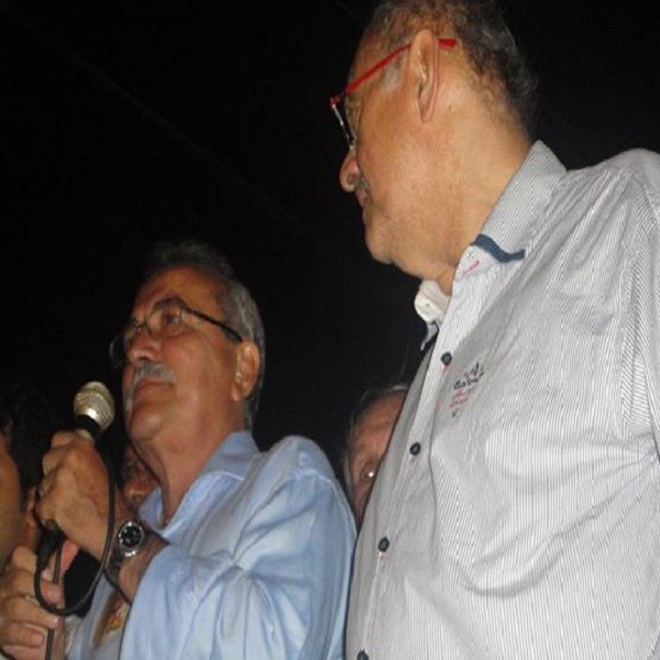 Fernando Monteiro e Atila Lira encerra campanha em Barras - Imagem 4