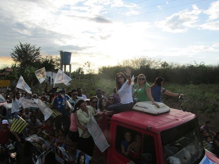João Madison e Iracema Portela encerram Campanha com Carreata em Agricolândia - Imagem 26