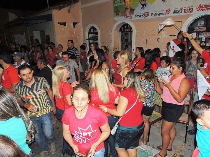 Expressiva votação em Pedro II consagra Prefeita Neuma Café como principal liderança - Imagem 52