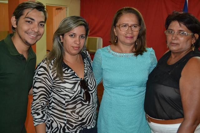 Vice-prefeita Lucia Lacerda assumi a prefeitura de Pimenteiras - Imagem 64