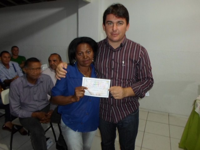 Prefeitos Dr.Zé Maria Entrega Certificados e Realiza Inauguração na Localidade Canto - Imagem 41