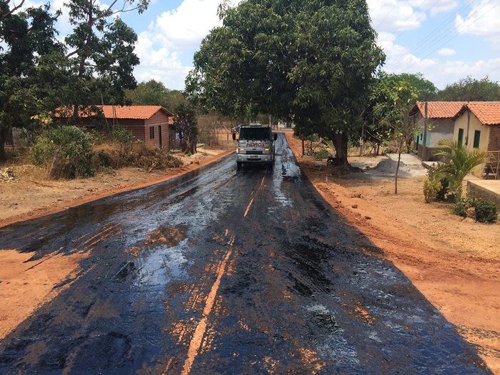 Prefeitura Municipal asfalta 36 mil m² de ruas no município - Imagem 7