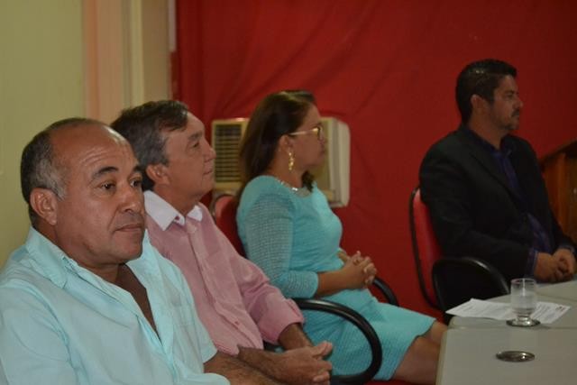 Vice-prefeita Lucia Lacerda assumi a prefeitura de Pimenteiras - Imagem 27